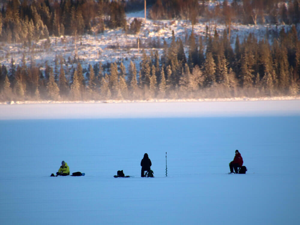 Ijsvissen in Zweden